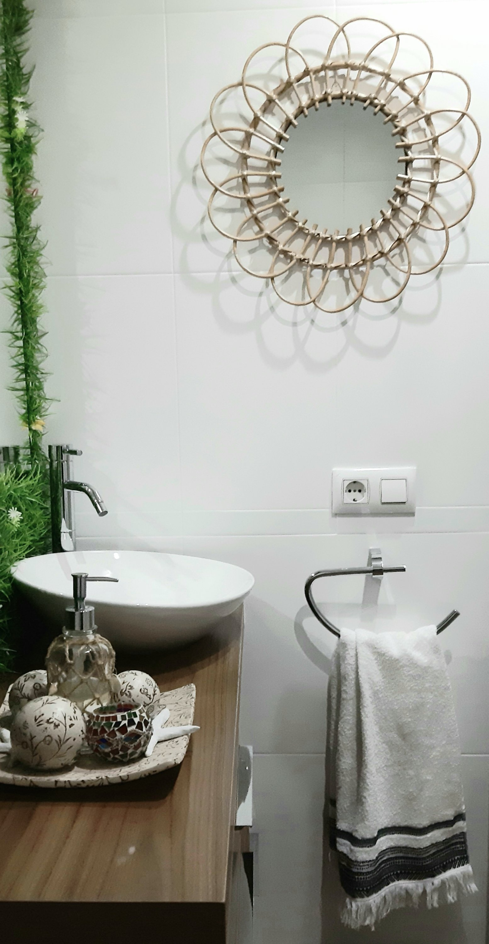 renovación baño_espejo ratán.jpg